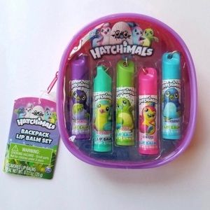 Hatchimals Backpack 5 flavored lip balms set